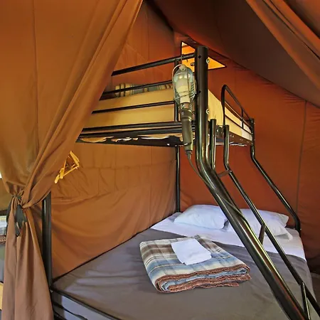 Huttopia Camping *