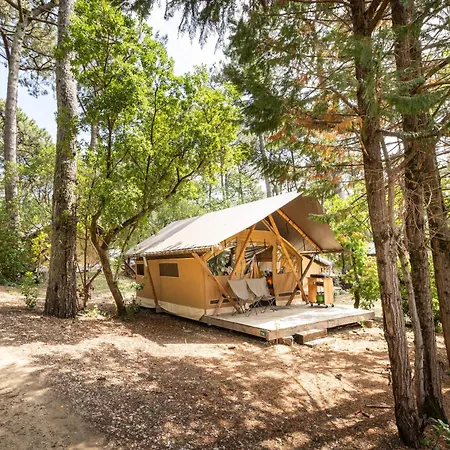 Huttopia Camping