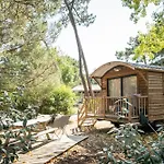 Huttopia Camping *
